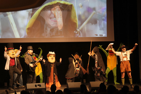 Otroška predstava Zaljubljeni v Butale 16 Foto Ljubo Vukelič